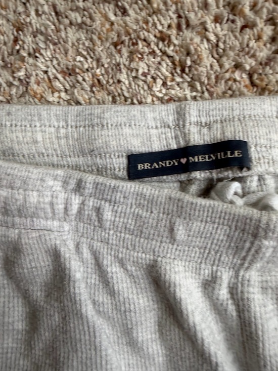 Brandy Melville Pants - Brandy Melville Heather Light Gray Ribbed Knit Top
